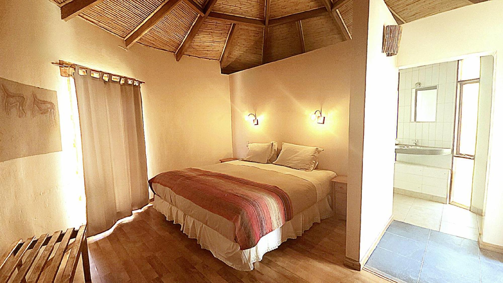 Hotel Tulor Сан Педро де Атакама Екстериор снимка