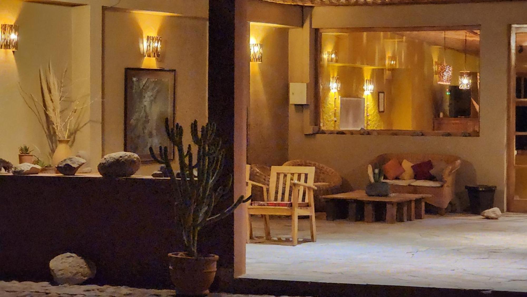 Hotel Tulor Сан Педро де Атакама Екстериор снимка