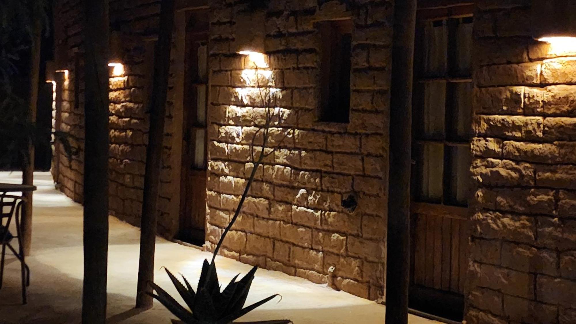 Hotel Tulor Сан Педро де Атакама Екстериор снимка