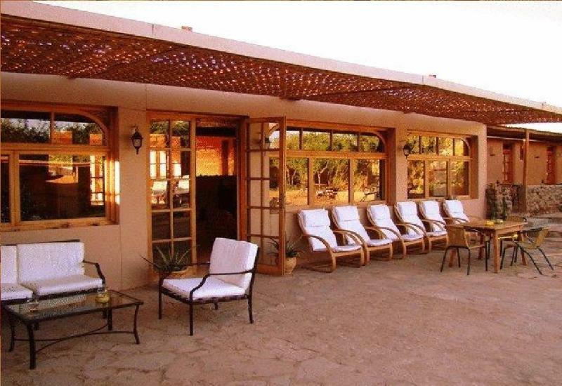 Hotel Tulor Сан Педро де Атакама Екстериор снимка